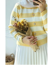 Çizgili Triko Hırka