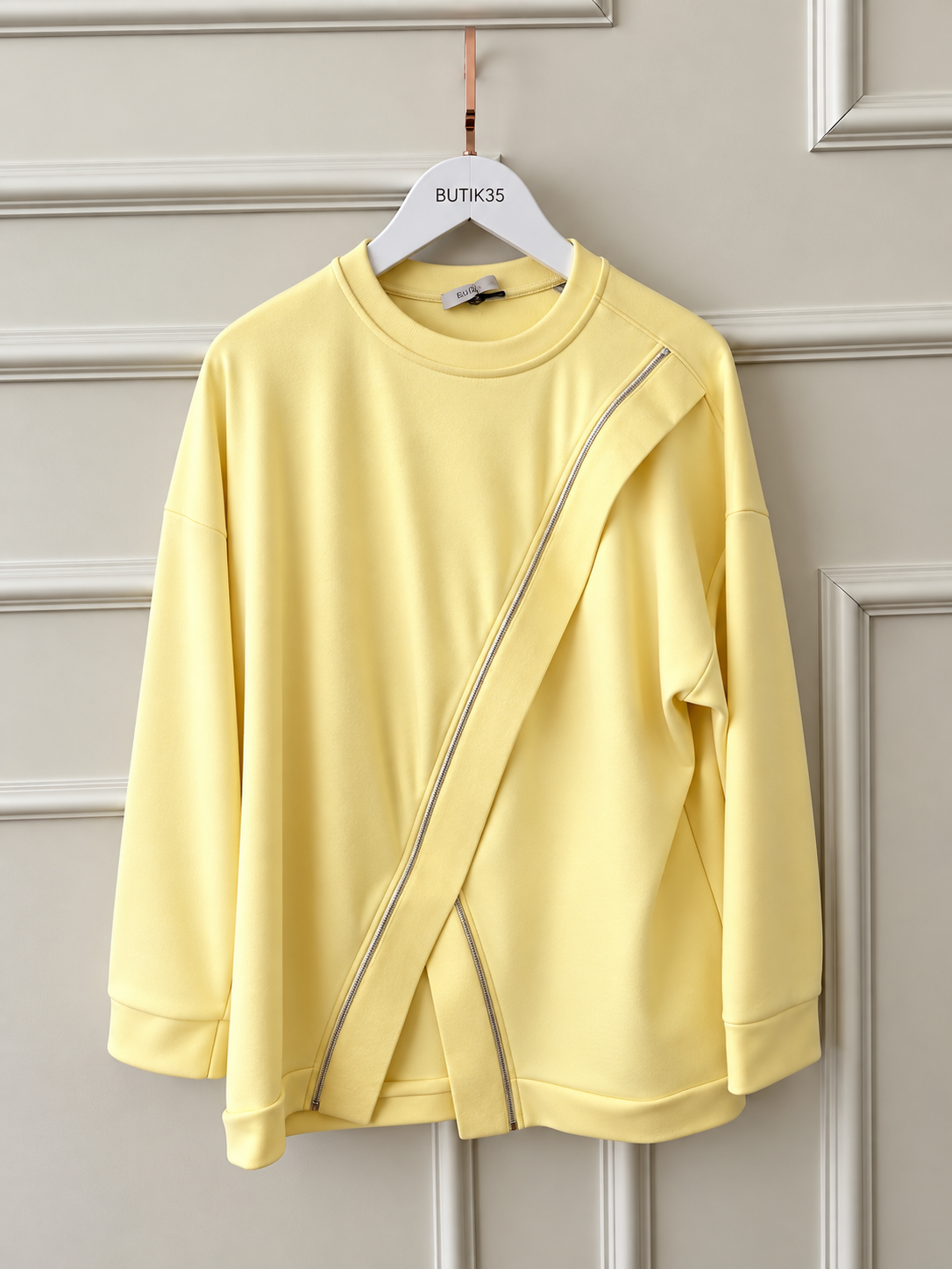 LEYA OYSHO SWEAT