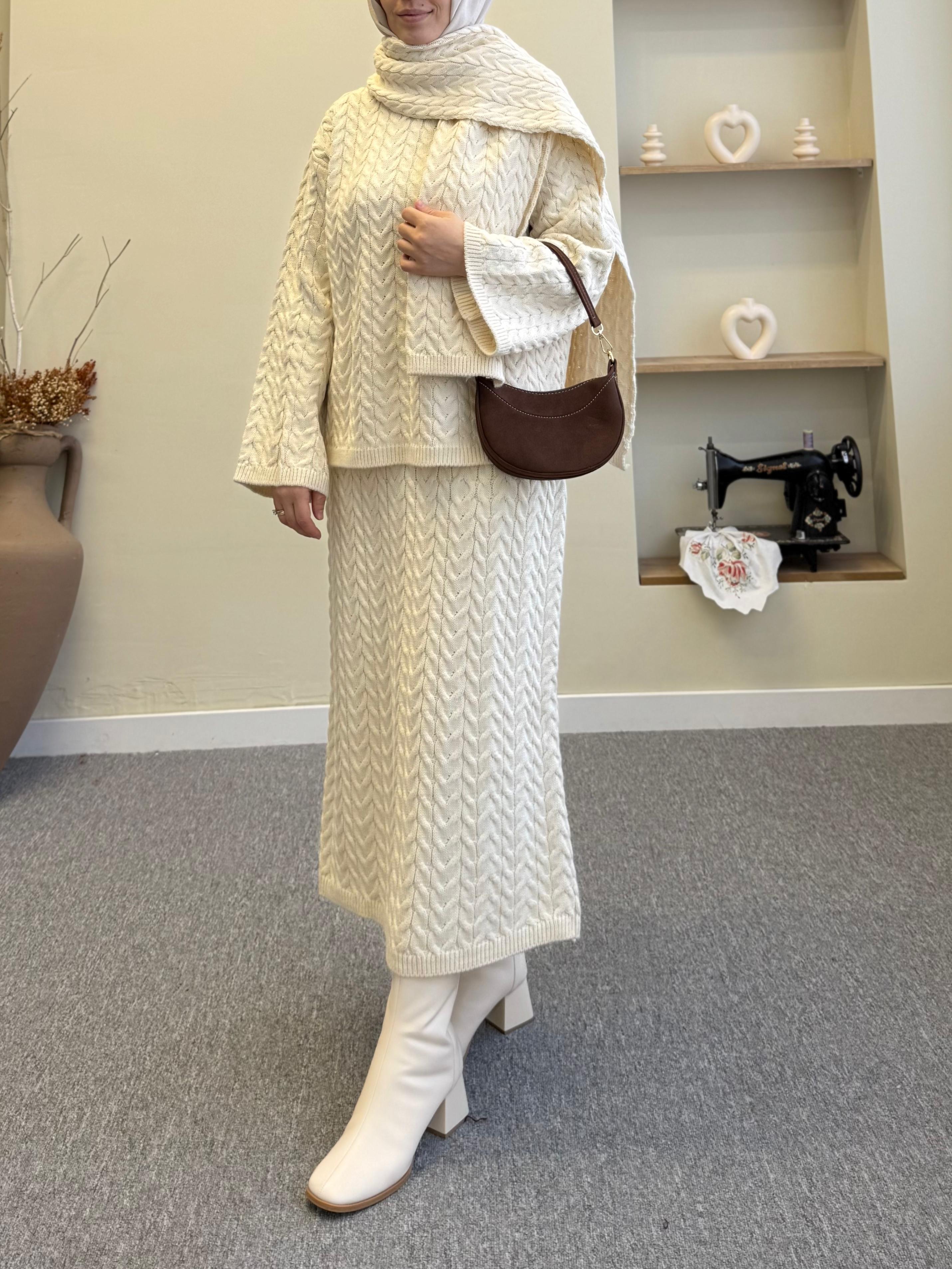 Three-Piece Knitwear Set