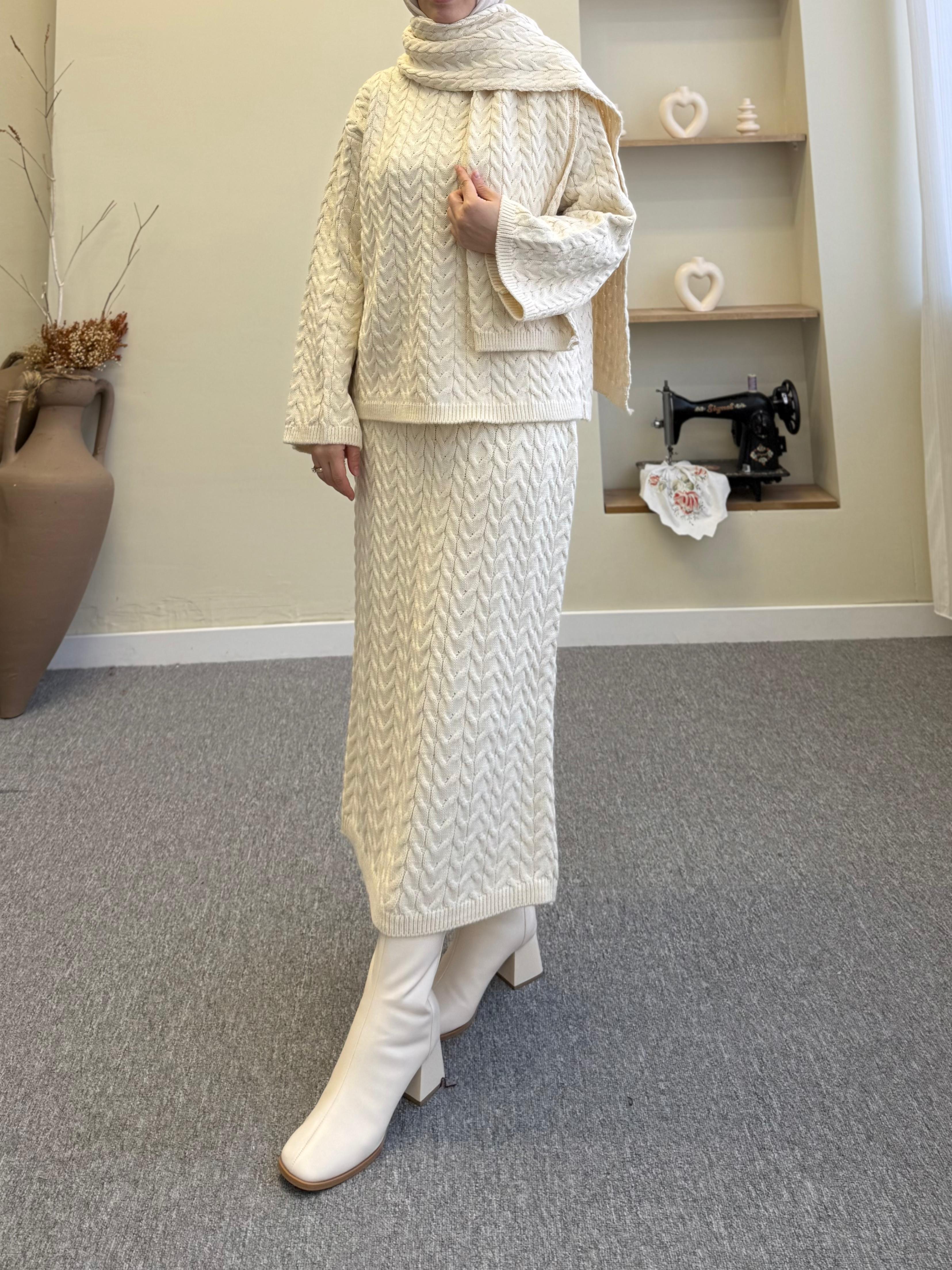 Three-Piece Knitwear Set